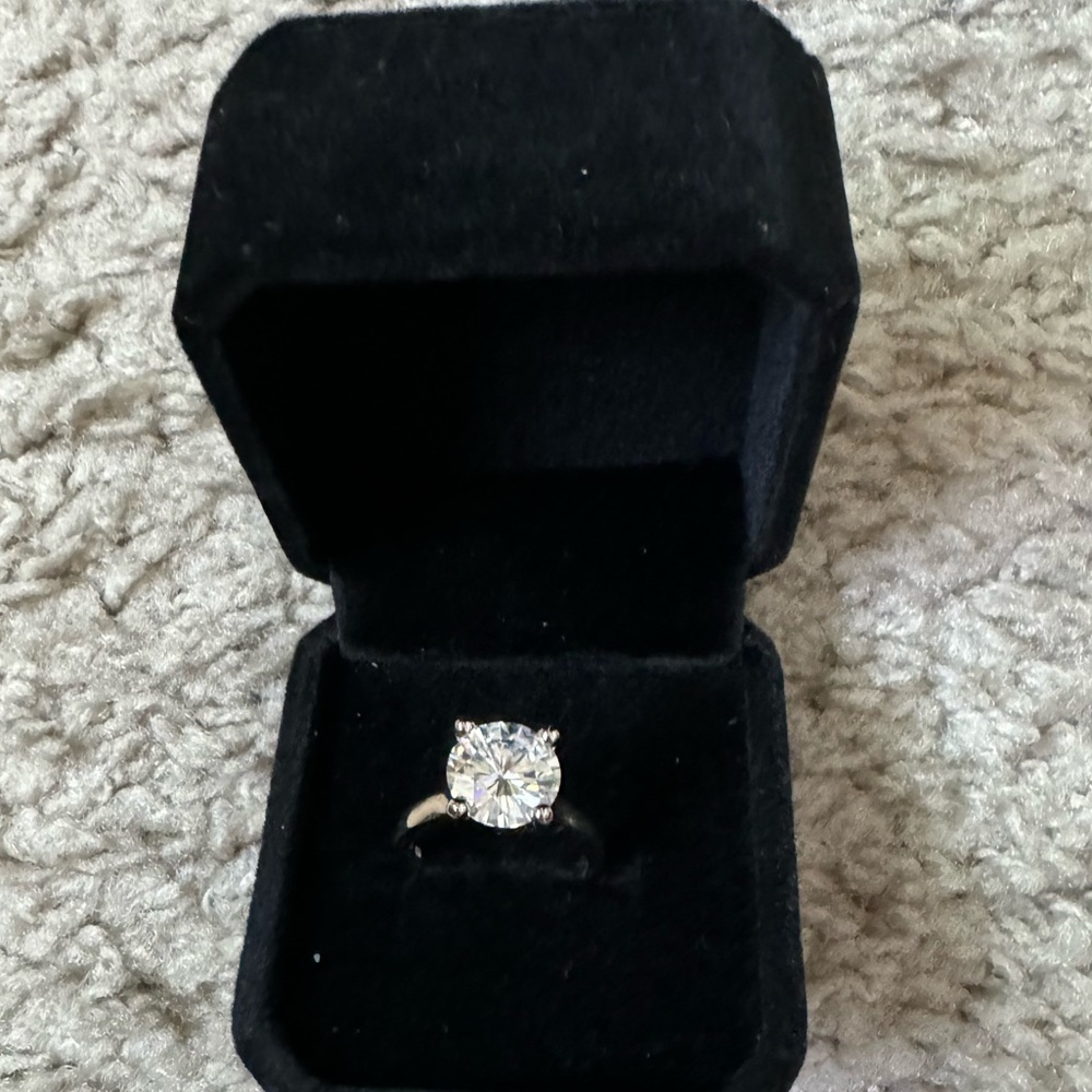 LADY’S DRESS/ENGAGEMENT RING